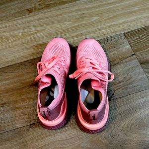 Nike W Epic React Flyknit 2